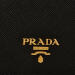 PRADAプレダSaffiano shirise金色のロゴスは、革のカードケを吸うために入れます。1 MV 204 QWAブラク